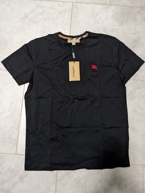 Burberry Black Logo T-Shirt Red Embroidery Size L NEW